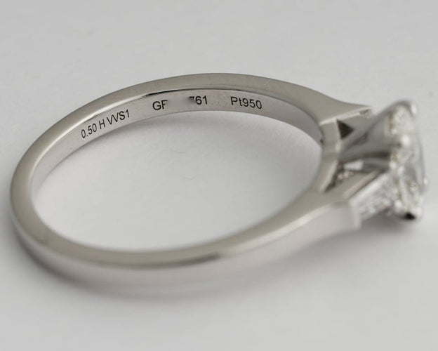 Bague 48.5 Graff Promise - Bague en platine 950 avec diamant ovale 0,50 ct 58 Facettes Graff Prom oval