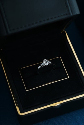 Bague 48.5 Graff Promise - Bague en platine 950 avec diamant ovale 0,50 ct 58 Facettes Graff Prom oval