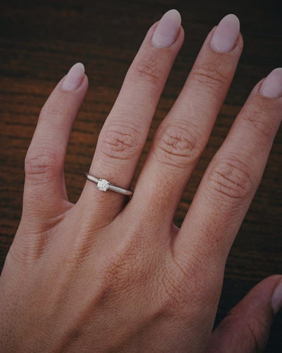 Bague 50 Cartier Solitaire 1895 - Bague solitaire en platine 950 avec diamant 0,24 ct 58 Facettes Cartier 1895 D