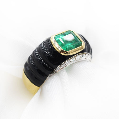 Bague Bague en or jaune ornée d'une émeraude colombienne de 1,80 carat et de diamants 58 Facettes 22526