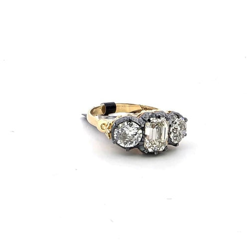 Bague 52 Bague ancienne en or jaune 18 ct et argent avec diamants 58 Facettes 132/26 A