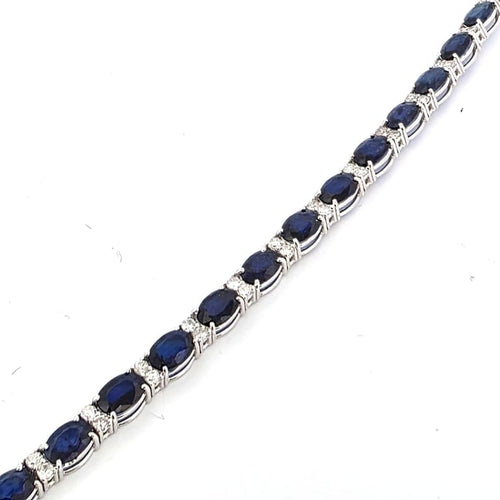 Bracelet Bracelet tennis en or blanc avec saphirs et diamants 58 Facettes 100/26 A