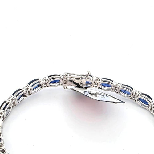 Bracelet Bracelet tennis en or blanc avec saphirs et diamants 58 Facettes 100/26 A