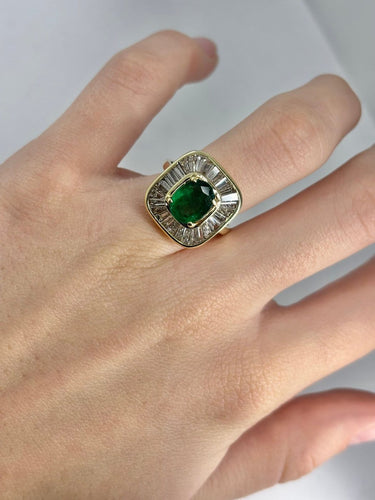 Bague 52 Bague ancienne en or jaune 18K avec émeraude et diamants 58 Facettes 1690