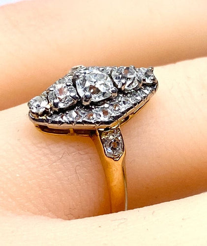 Bague 50 Bague marquise losange en or 18 carats et diamants (vers 1900) 58 Facettes AB684