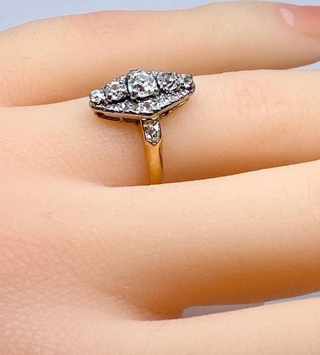 Bague 50 Bague marquise losange en or 18 carats et diamants (vers 1900) 58 Facettes AB684