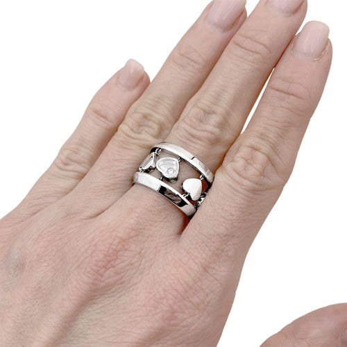 Bague 53 Bague Chopard, "Happy Diamond Amore", or blanc et diamant. 58 Facettes 35387