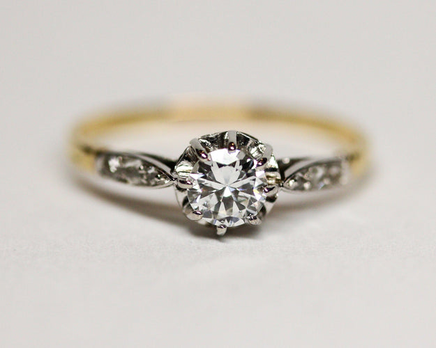 Bague 60 Bague solitaire en or blanc 750 et platine avec diamants 58 Facettes A11192