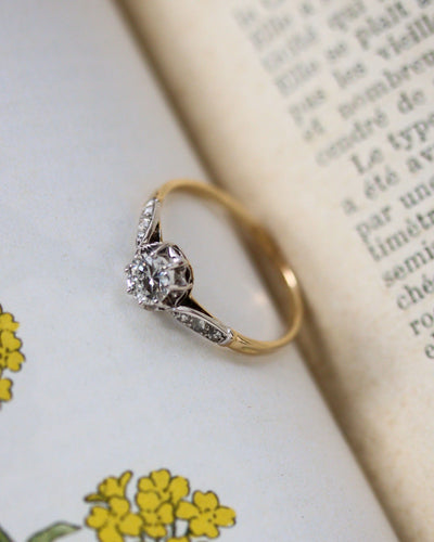 Bague 60 Bague solitaire en or blanc 750 et platine avec diamants 58 Facettes A11192