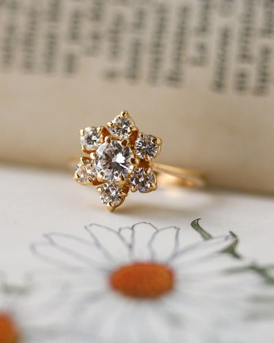 Bague 51 Bague marguerite - Diamants en or jaune 750/1000 58 Facettes A12098