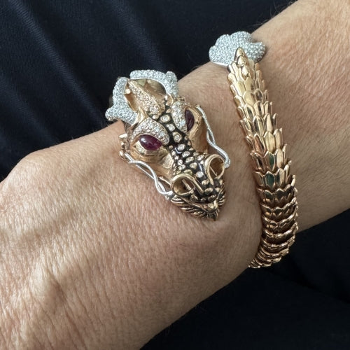 Bracelet Roberto Coin - Bracelet rigide dragon en or rose et or blanc, rubis et diamants 58 Facettes 39080