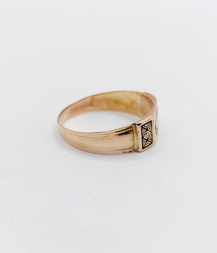 Bague 56 Bague chevalière victorienne « Souvenir d’amitié » en or rose 18k et émail 58 Facettes A06760