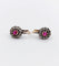 Boucles d'oreilles Dormeuses marguerite anciennes en or rose 18k, rubis synthétiques et diamants 58 Facettes A06761