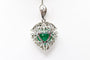 Pendentif Pendentif cœur en or blanc avec émeraude et diamants 58 Facettes 240165