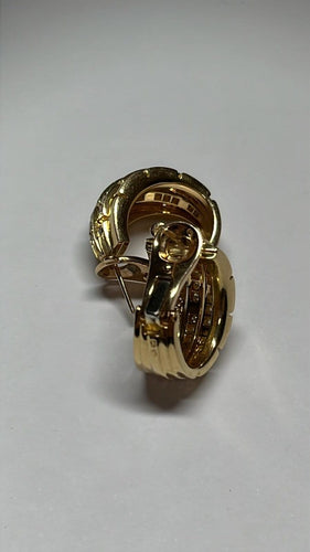 Boucles d'oreilles Cartier Maillon Panthère - Boucles d'oreilles en or jaune et diamants 58 Facettes C15