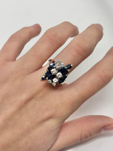 Bague 58 Bague en or blanc 18K sertie de saphirs et diamants 58 Facettes 1688