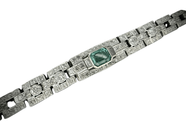 Bracelet Bracelet Art déco en platine et or blanc, émeraude et diamants 58 Facettes Bracelet 11