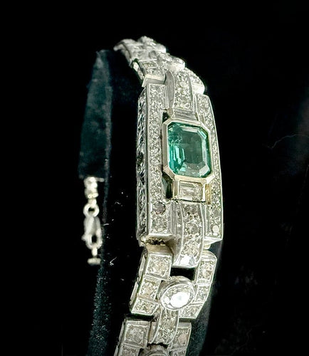 Bracelet Bracelet Art déco en platine et or blanc, émeraude et diamants 58 Facettes Bracelet 11