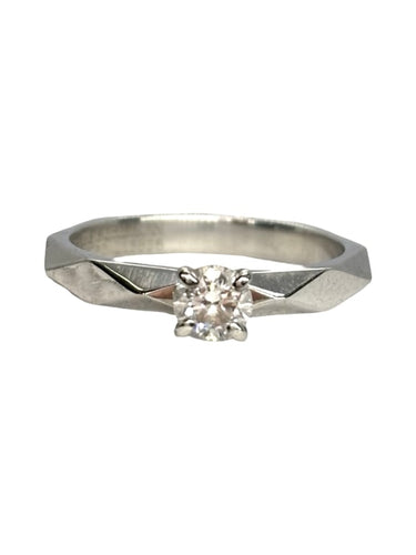 Bague 52 Boucheron - Bague solitaire en platine 950 et diamant 0,30 ct 58 Facettes 1671