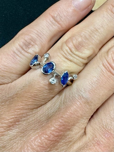 Bague 53 Cartier Méli Melo - Bague en platine saphirs et diamants 58 Facettes Bague