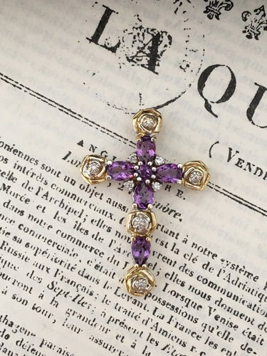 Pendentif Croix - Pendentif en or blanc et jaune 18K améthystes et diamants 58 Facettes 242
