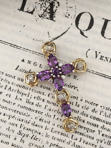 Pendentif Croix - Pendentif en or blanc et jaune 18K améthystes et diamants 58 Facettes 242