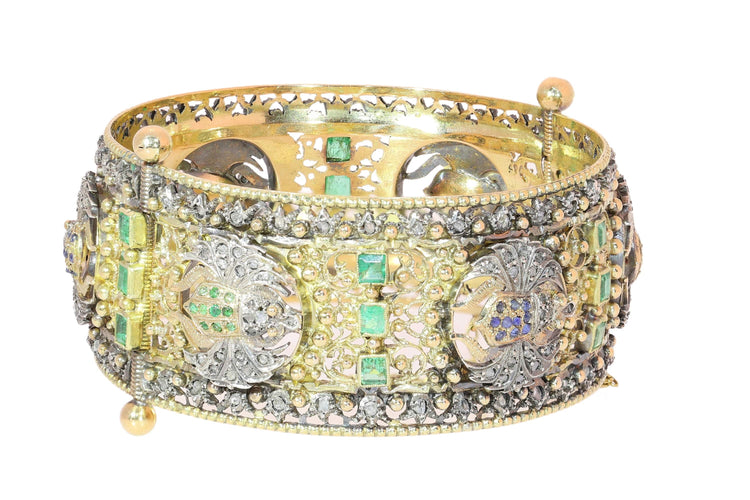 Bracelet Bracelet jonc victorien néo-égyptien à charnière orné de scarabées sertis de diamants et de pierres précieuses 58 Facettes 26050-0270