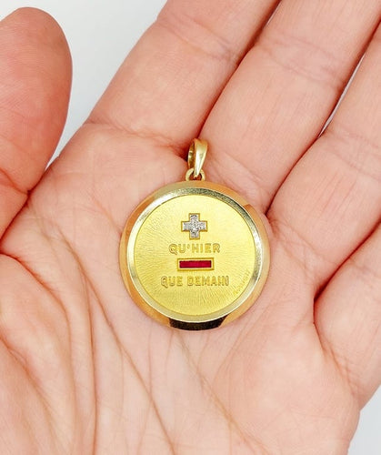 Pendentif A. Augis - Pendentif médaille d’amour 30 mm en or 18k, diamants et rubis 58 Facettes A06802