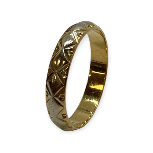 Bague 56 Alliance gravée motifs géométriques en or jaune et blanc 18K 58 Facettes 330092441