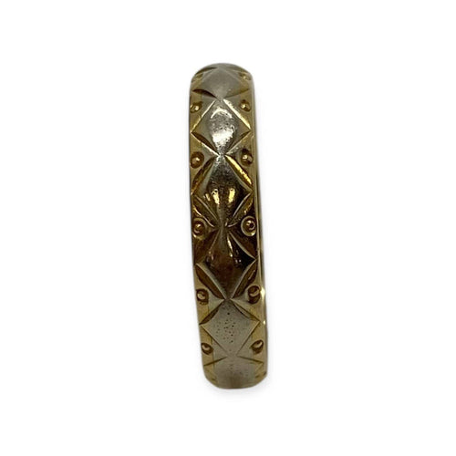 Bague 56 Alliance gravée motifs géométriques en or jaune et blanc 18K 58 Facettes 330092441