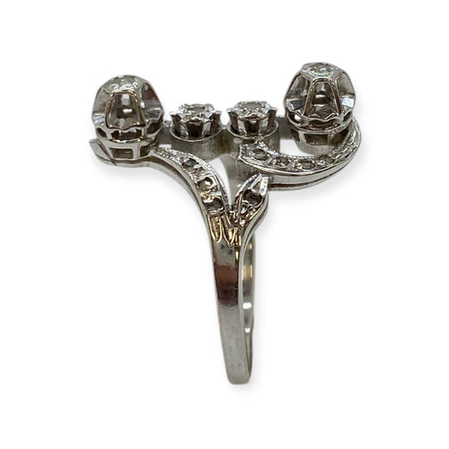 Bague 56 Bague ancienne en or blanc 750 sertie de diamants 58 Facettes 330091957