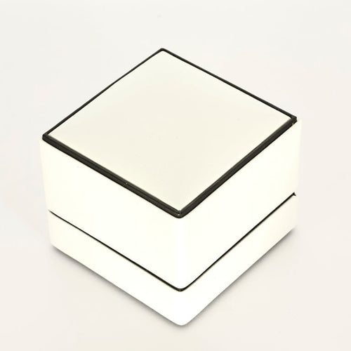 Bague 51 Chanel Baroque - Bague en or jaune 18k, perles et diamants 58 Facettes 268