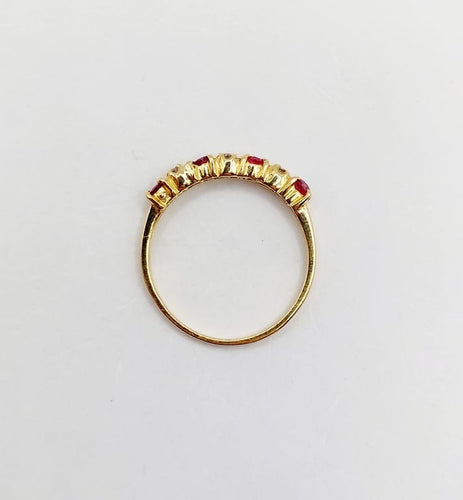 Bague 50 Demi-alliance vintage - Bague en or jaune 18k, rubis et diamants 58 Facettes A06820