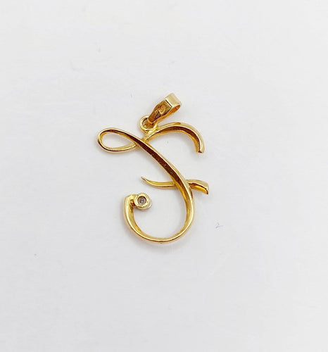 Pendentif Pendentif vintage en or 18k lettre F et diamant 58 Facettes A06825