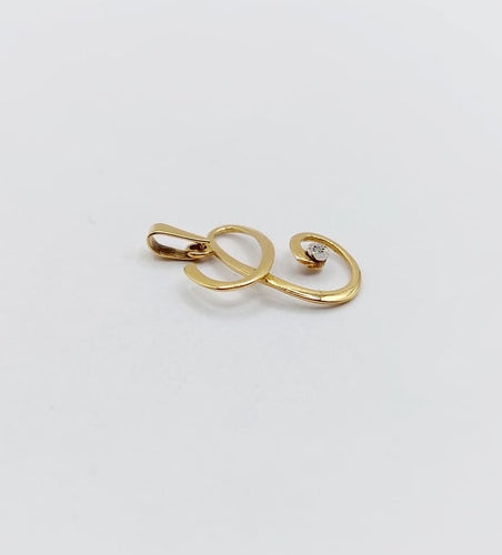 Pendentif Pendentif lettre C vintage en or jaune 18k et diamant 58 Facettes A06826