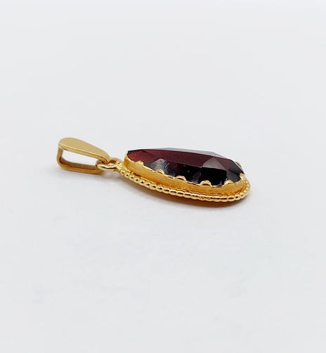 Pendentif Pendentif antique en or 18k au grenat de Perpignan (vers 1920) 58 Facettes A06829