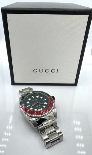 Montre Gucci Dive - Montre homme Plongée 136.2 à quartz 58 Facettes 260035