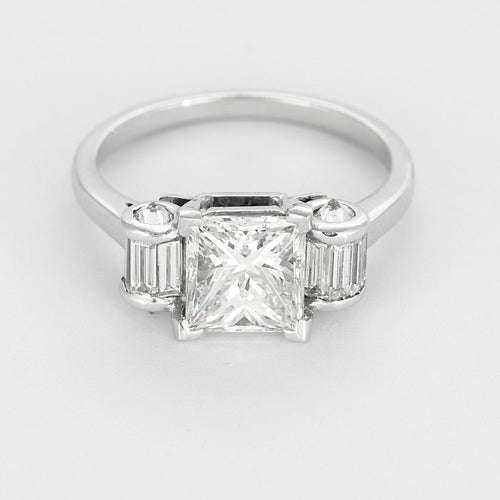 Bague 53.5 Bague solitaire - Diamant taille princesse 2,02 ct en or blanc 58 Facettes DIN0301X2