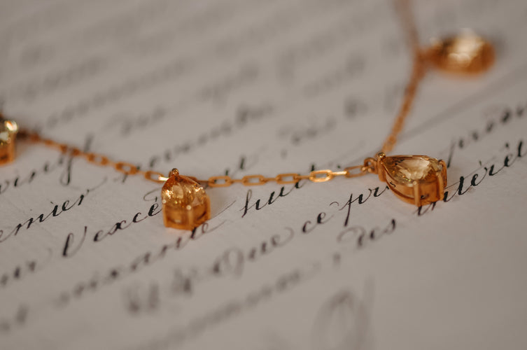 Collier Collier vintage ajustable en saphirs naturels 58 Facettes
