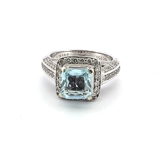 Bague 53 Bague en or blanc 18k avec aigue-marine et diamants 58 Facettes 1265 OC