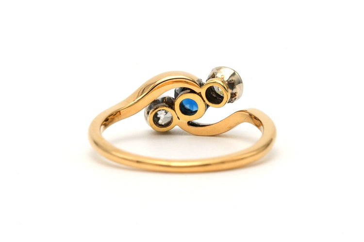 Bague 54 Bague Art nouveau en or jaune, saphir et diamants 58 Facettes B807