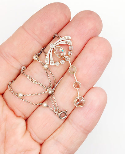 Collier Art déco - Collier en or 18k, platine, argent, diamants taille rose et perles de culture 58 Facettes A06839