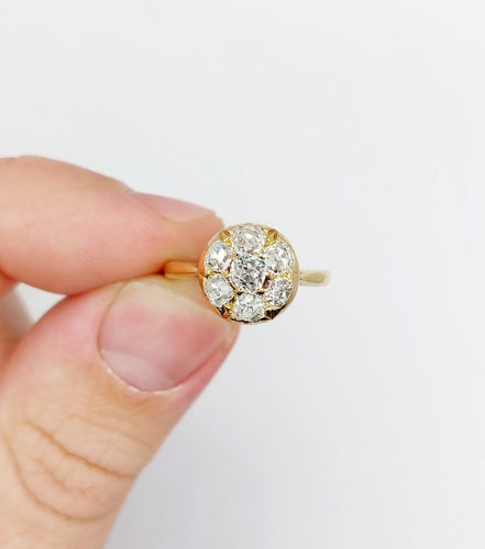Bague 55.5 Bague marguerite antique en or 18k et diamants taille ancienne (circa 1900) 58 Facettes A06842