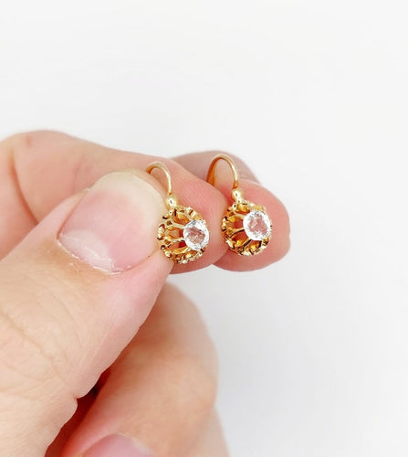 Boucles d'oreilles Dormeuses anciennes en or rose 18k et strass blancs (circa 1900) 58 Facettes A06851