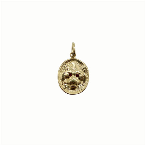 Cute-As-A-Button - Pendentif tête de lion en or 14K et rubis 58 Facettes