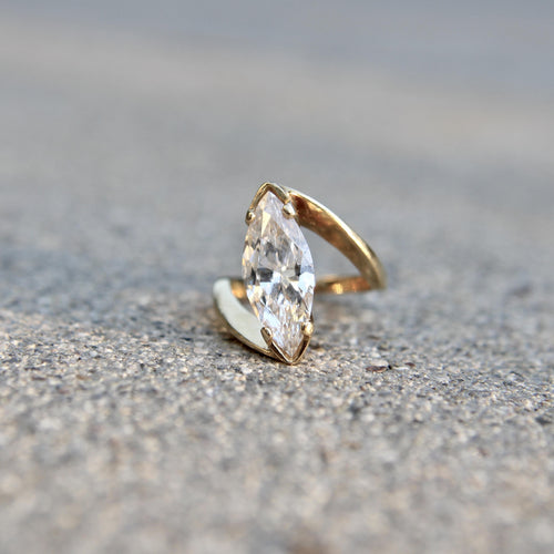 Lawrence Martin Kling - Bague en or 18 carats et diamant marquise 2,60 ct 58 Facettes A2007F