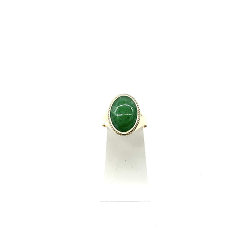 Bague Bague en or jaune et jade 58 Facettes Z1351887