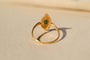 Bague marquise en or jaune 18 carats émeraude et diamants 58 Facettes 3839