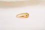 Bague jonc sertie d’un saphir étoilé en or jaune 18 carats 58 Facettes 3892