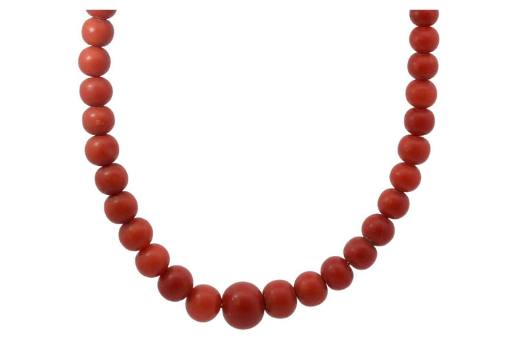Collier Collier en corail avec fermoir en or jaune 18k 58 Facettes 28033